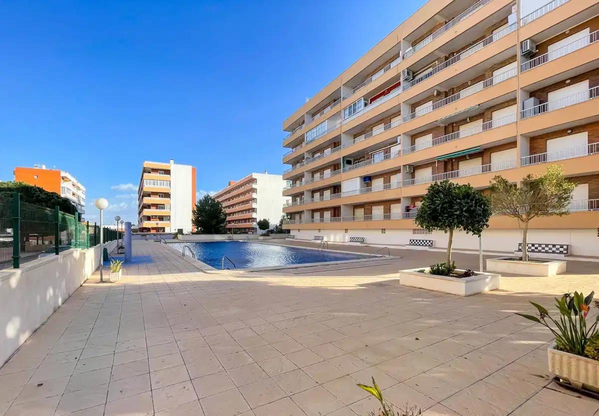 2 bedrooms, 2 bathrooms Penthouse in Punta Prima