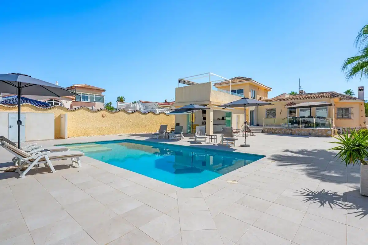 3 bedrooms, 2 bathrooms Villa in Ciudad Quesada