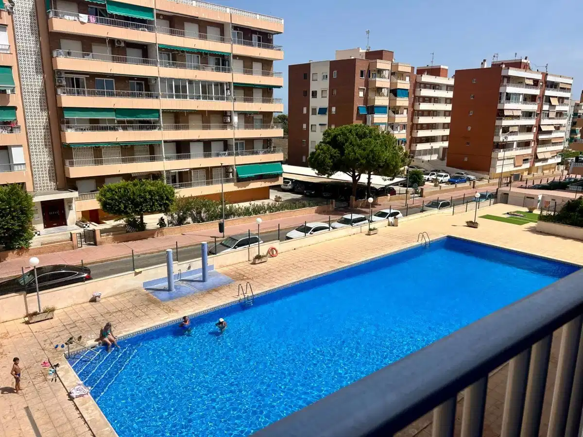 2 bedrooms, 1 bathrooms Apartment in Punta Prima