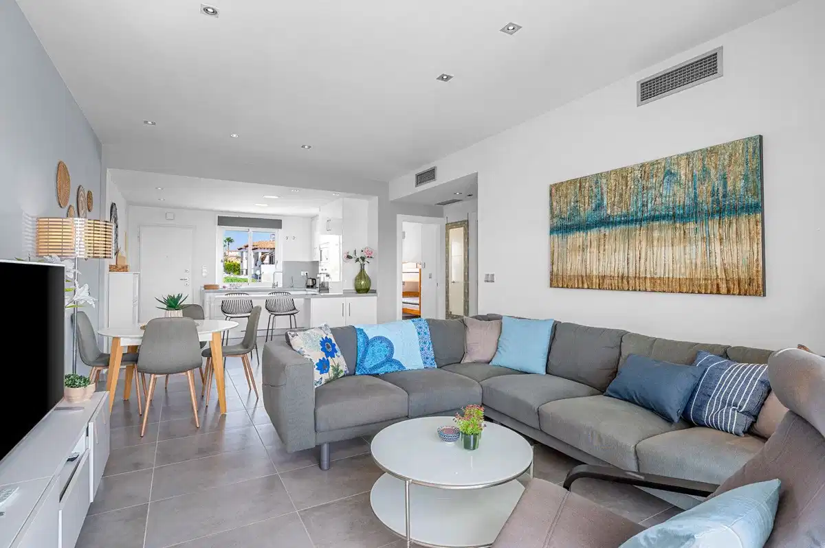 2 bedrooms, 2 bathrooms Bungalow in Punta Prima thumb 11