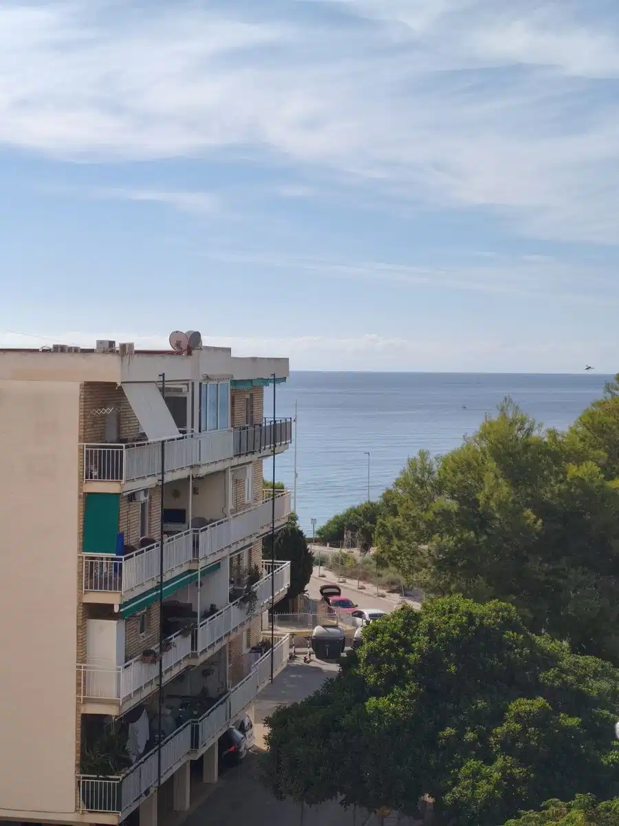 3 bedrooms, 2 bathrooms Apartment in Punta Prima thumb 2