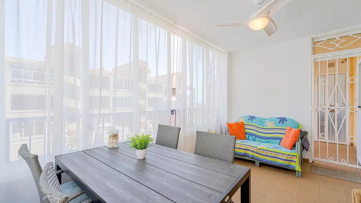 2 bedrooms, 1 bathrooms Apartment in Punta Prima