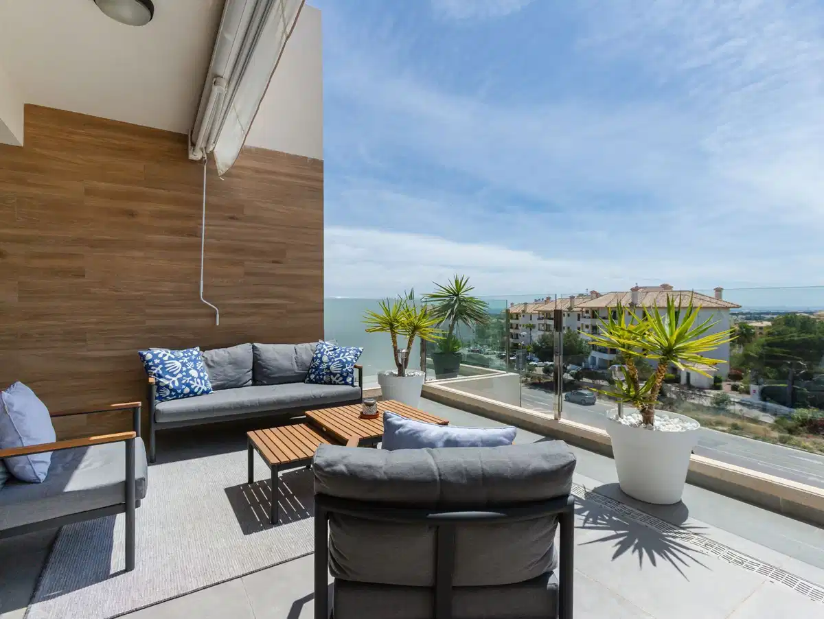 2 bedrooms, 2 bathrooms Penthouse in Villamartin thumb 2