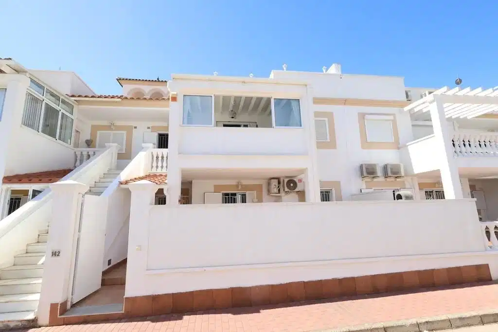 2 bedrooms, 1 bathrooms Bungalow in Orihuela Costa thumb 2