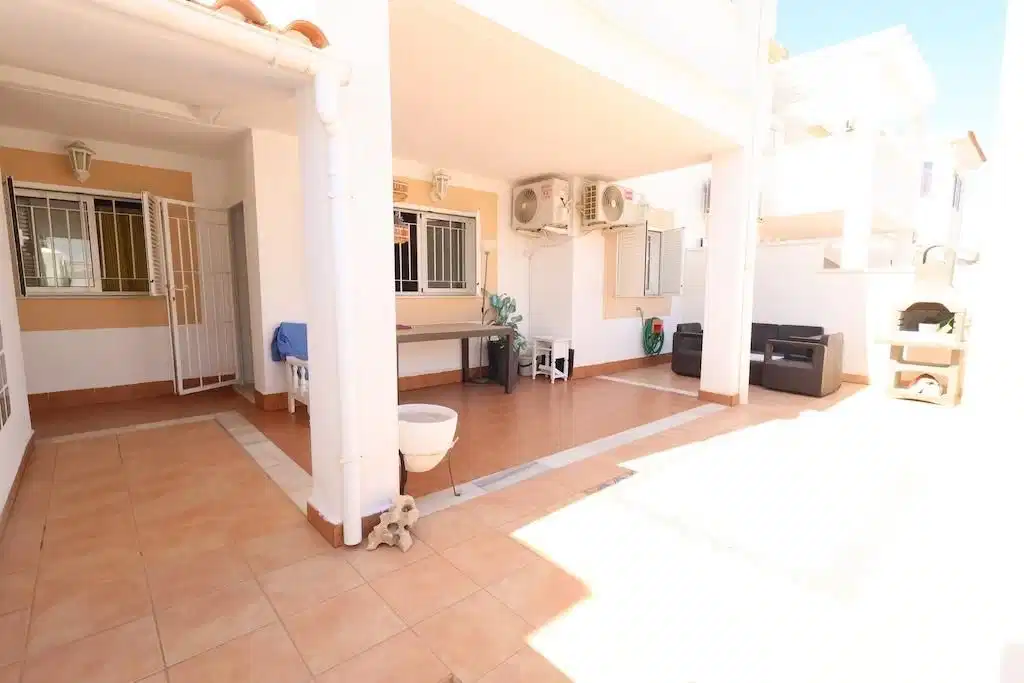 2 bedrooms, 1 bathrooms Bungalow in Orihuela Costa thumb 4