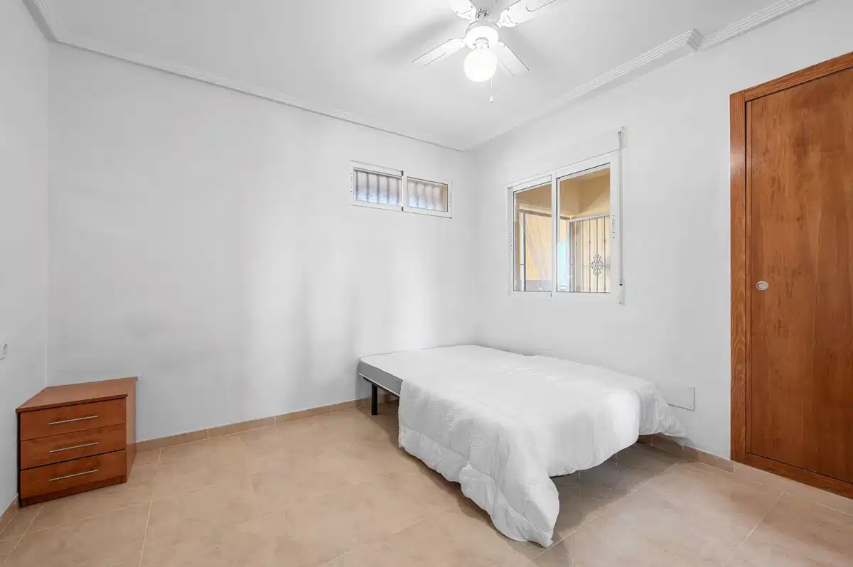 3 bedrooms, 2 bathrooms Apartment in Orihuela Costa thumb 15