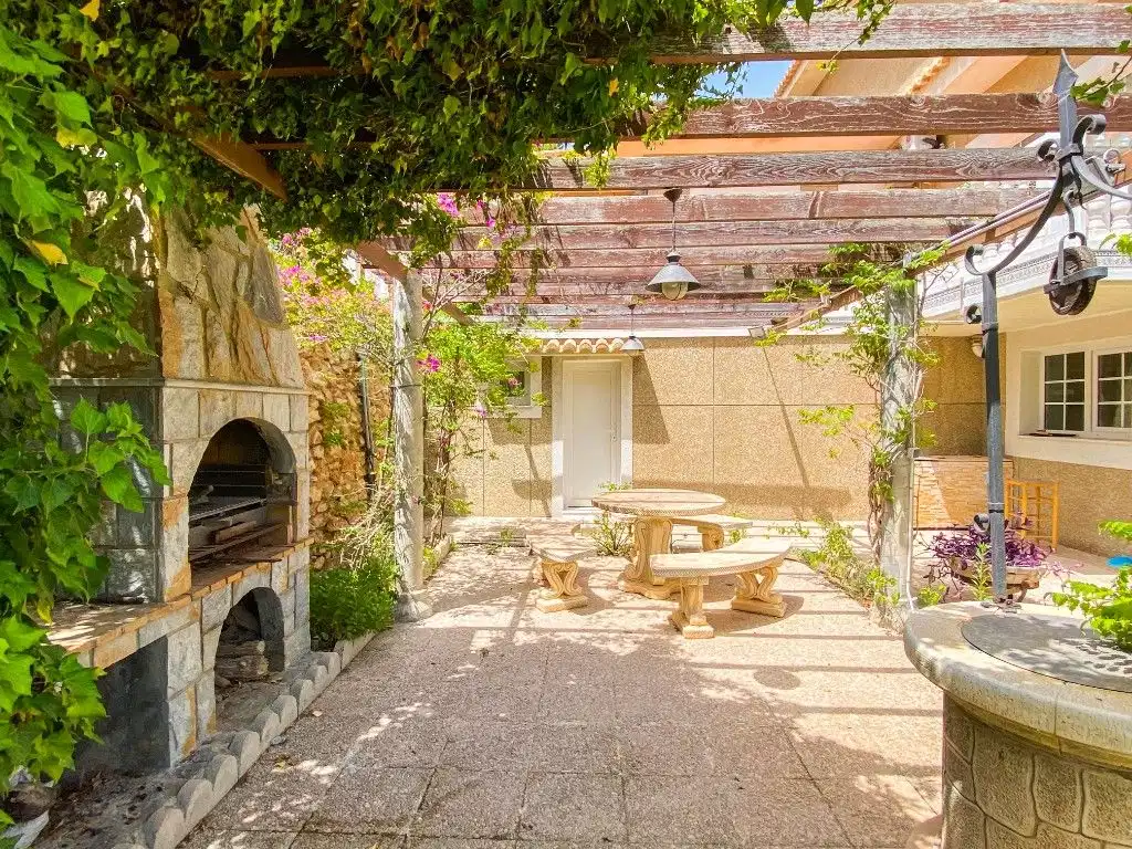 7 bedrooms, 5 bathrooms Villa in Villamartin thumb 15