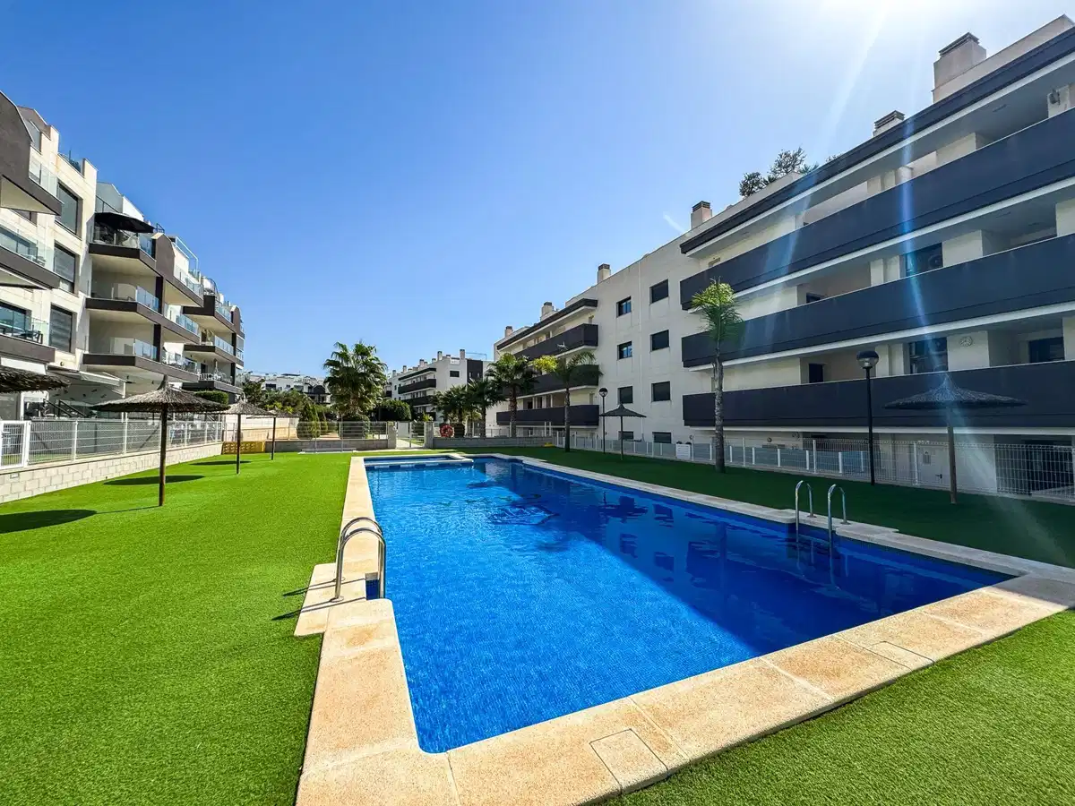 2 bedrooms, 2 bathrooms Penthouse in Villamartin thumb 2