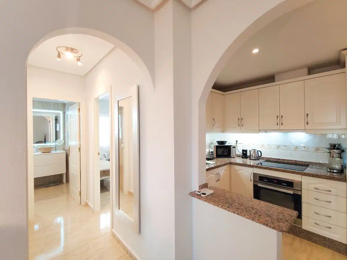 2 bedrooms, 2 bathrooms Apartment in Villamartin thumb 14