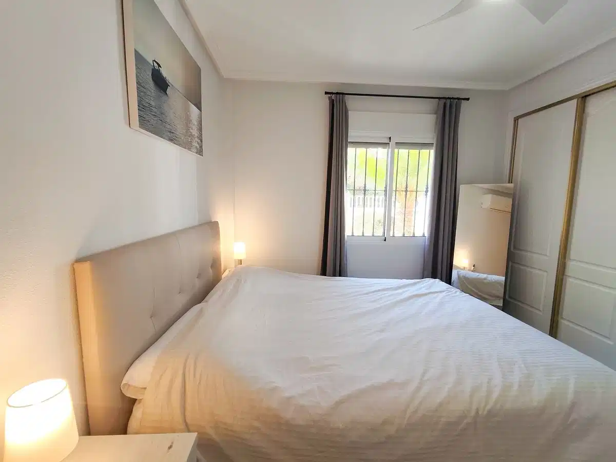 2 bedrooms, 2 bathrooms Apartment in Villamartin thumb 16