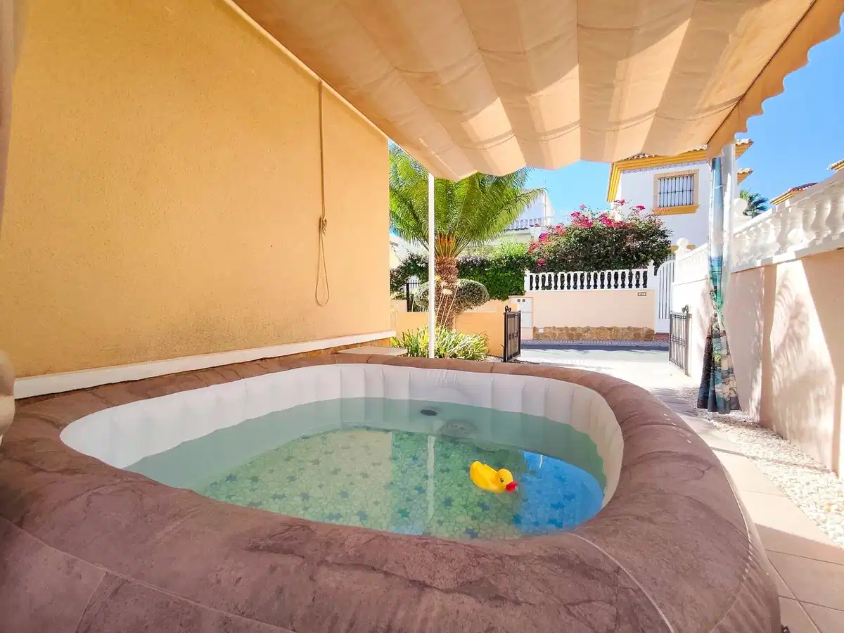 2 bedrooms, 2 bathrooms Apartment in Villamartin thumb 5