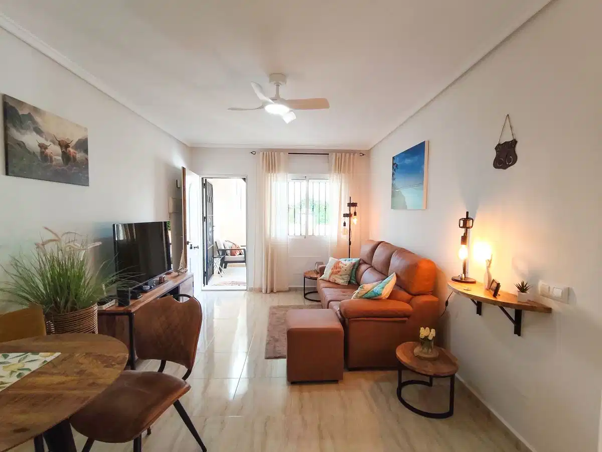 2 bedrooms, 2 bathrooms Apartment in Villamartin thumb 8