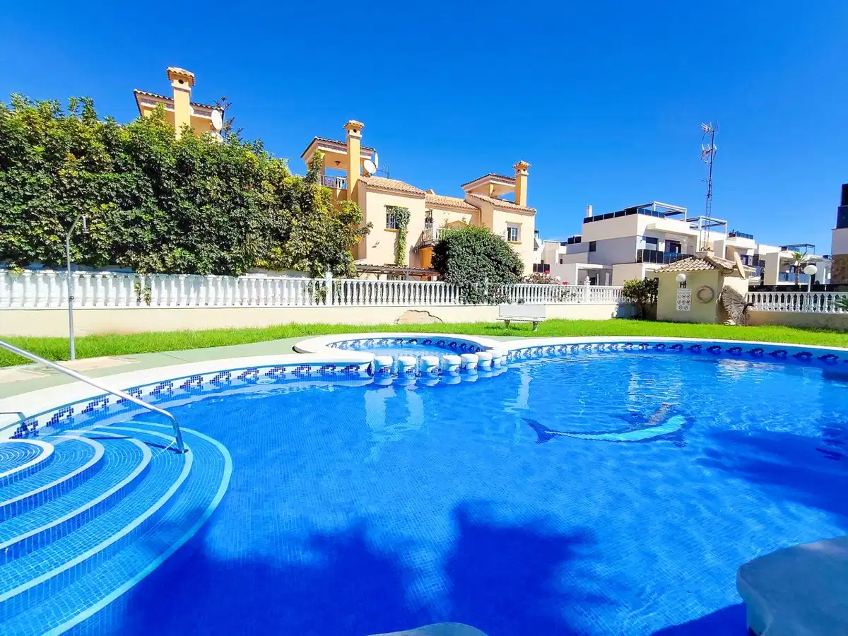 2 bedrooms, 2 bathrooms Apartment in Cabo Roig