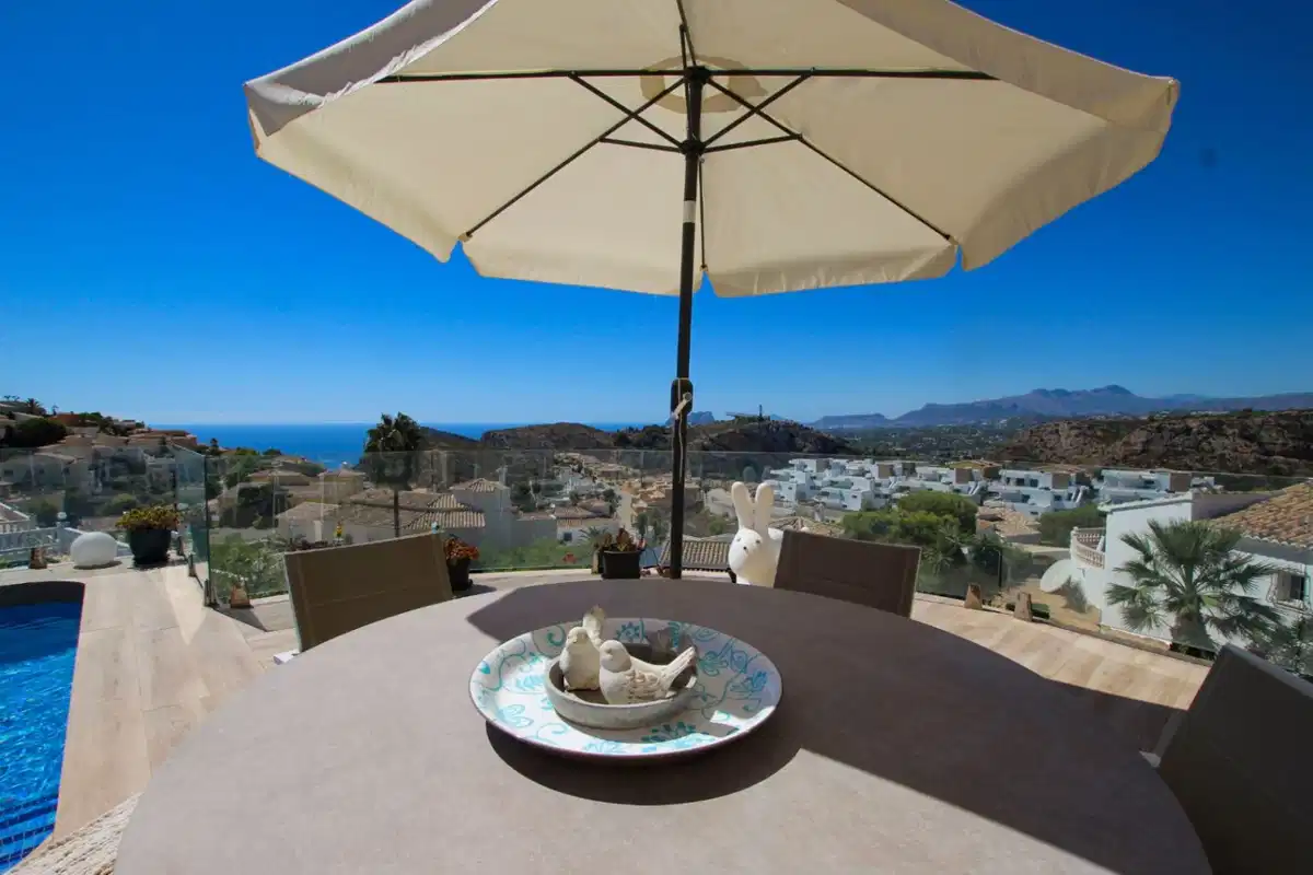 4 bedrooms, 3 bathrooms Villa in Cumbre del Sol