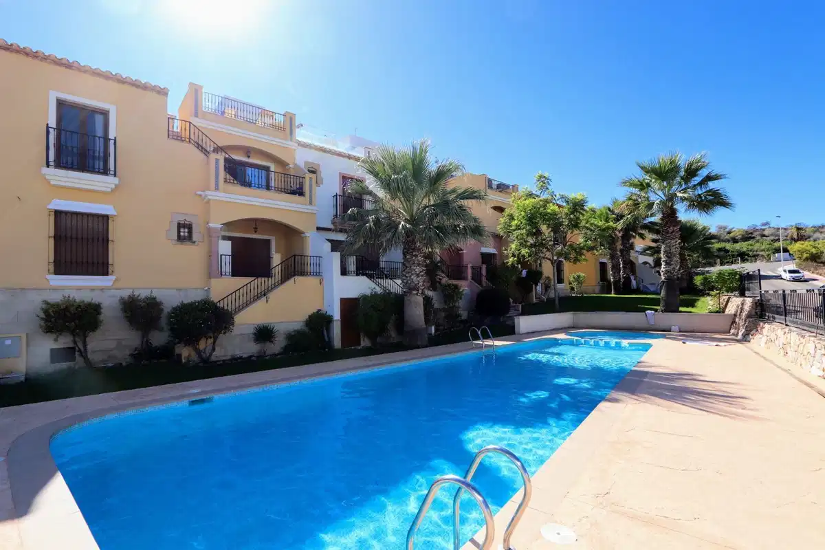2 bedrooms, 2 bathrooms Penthouse in Las Ramblas Golf