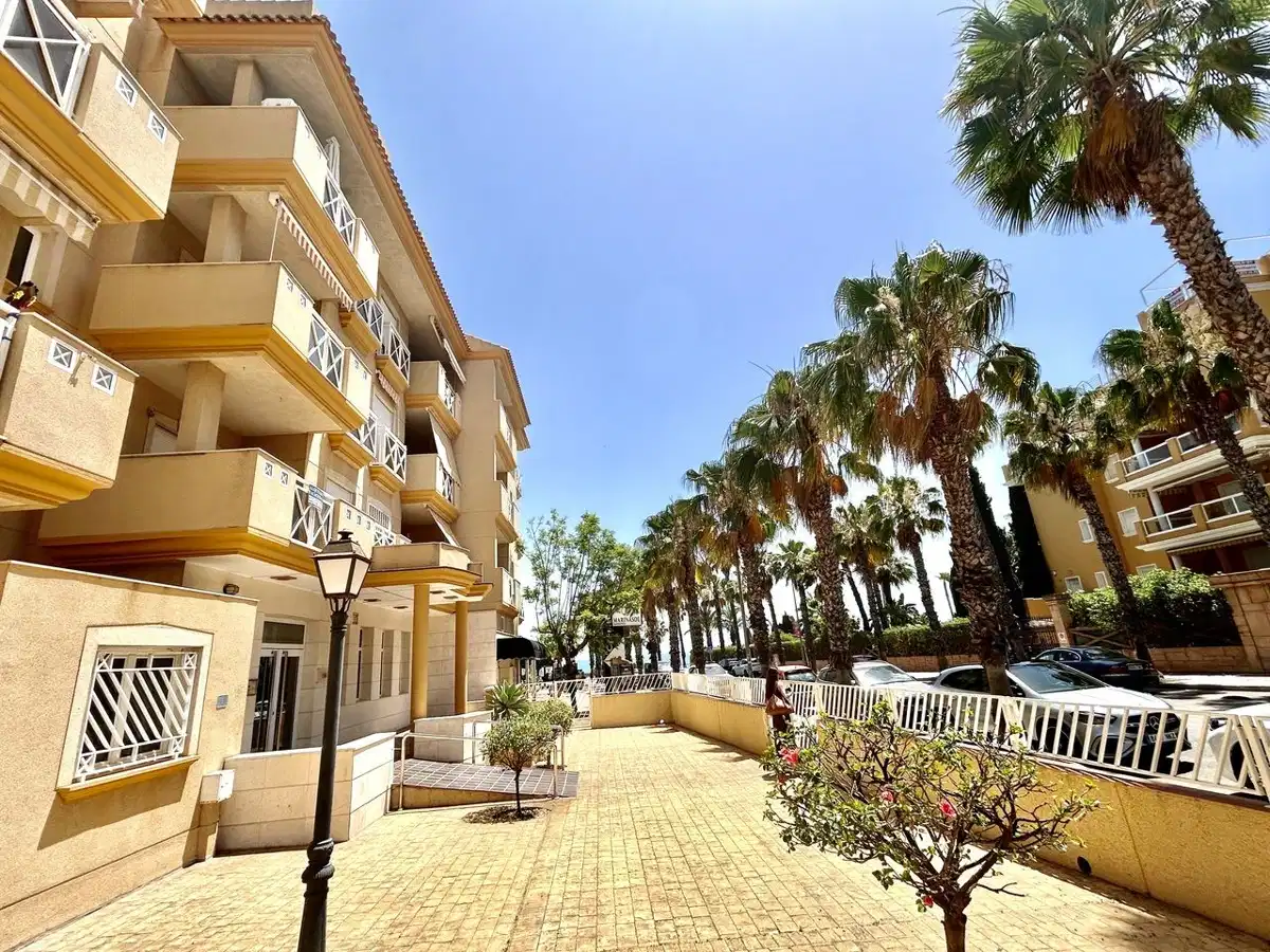 2 bedrooms, 2 bathrooms Apartment in Cabo Roig