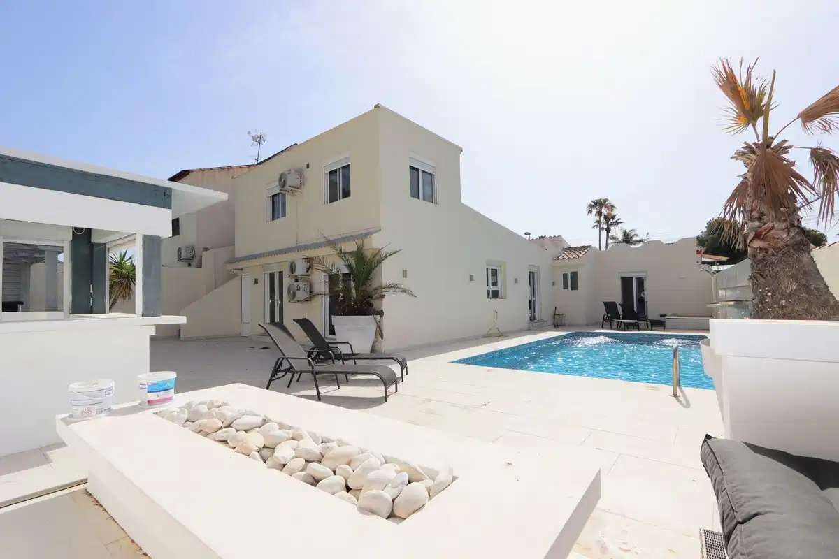 4 bedrooms, 3 bathrooms Villa in Los Balcones
