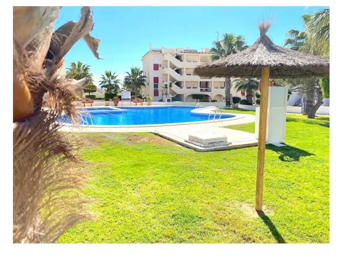 2 bedrooms, 2 bathrooms Apartment in Orihuela Costa