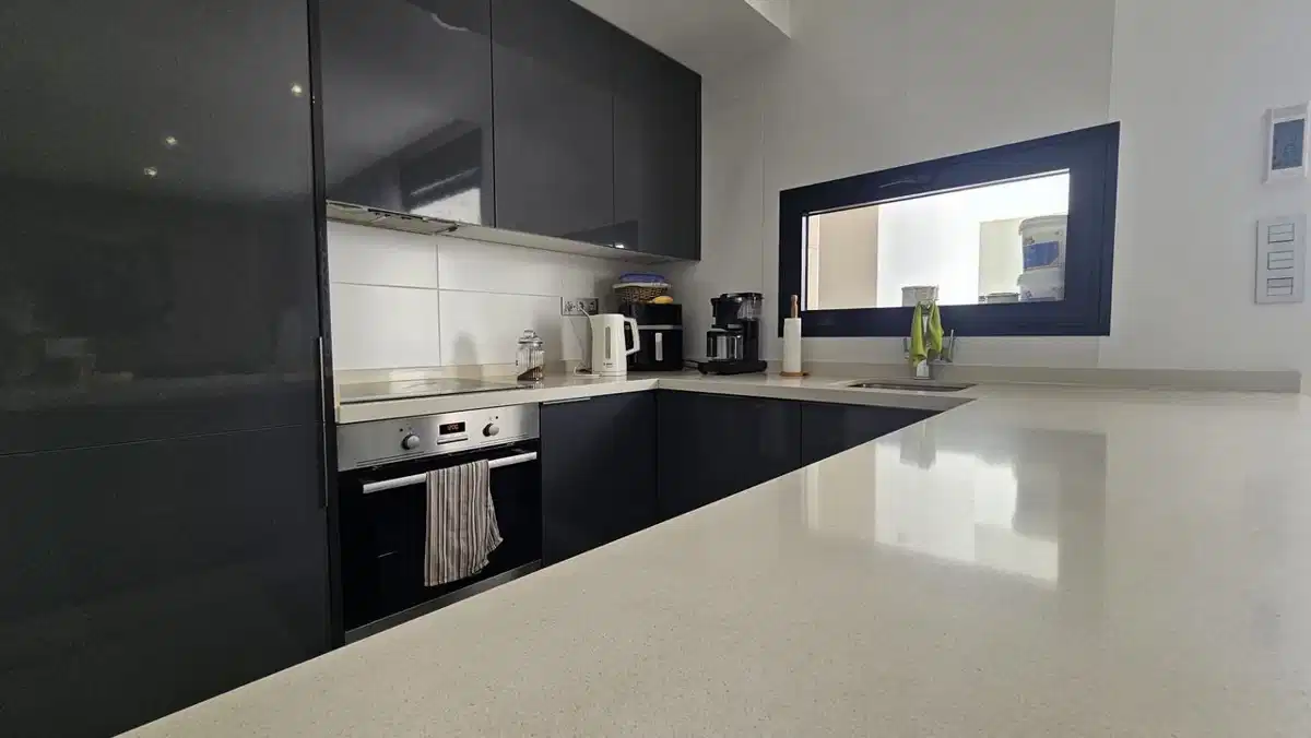 6 bedrooms, 4 bathrooms Villa in Villamartin thumb 5