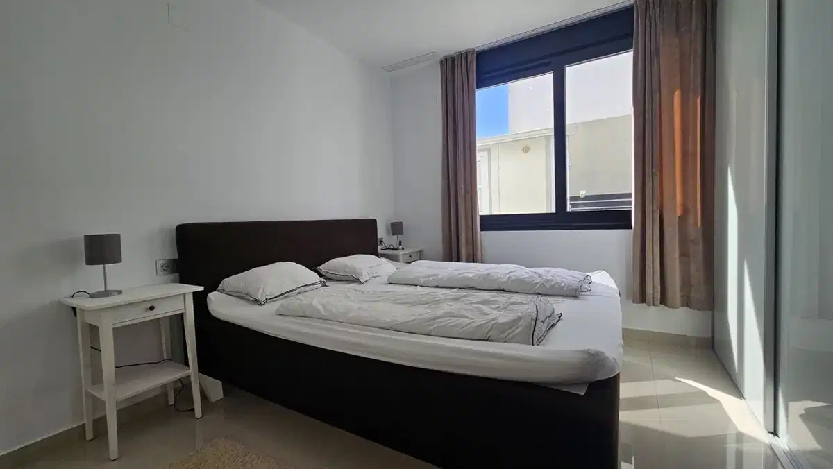 6 bedrooms, 4 bathrooms Villa in Villamartin thumb 7