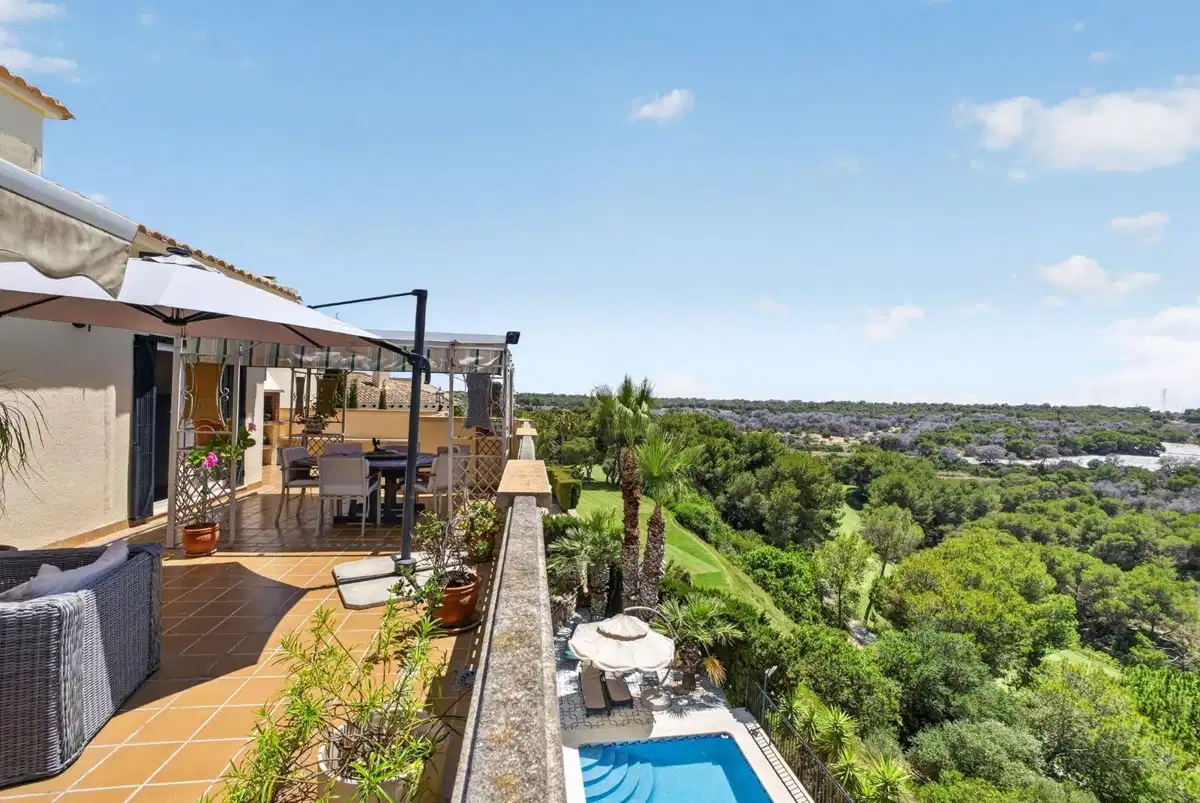 5 bedrooms, 5 bathrooms Villa in Orihuela Costa thumb 12