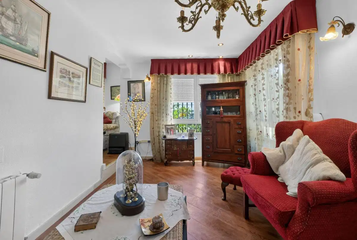 5 bedrooms, 5 bathrooms Villa in Orihuela Costa thumb 4