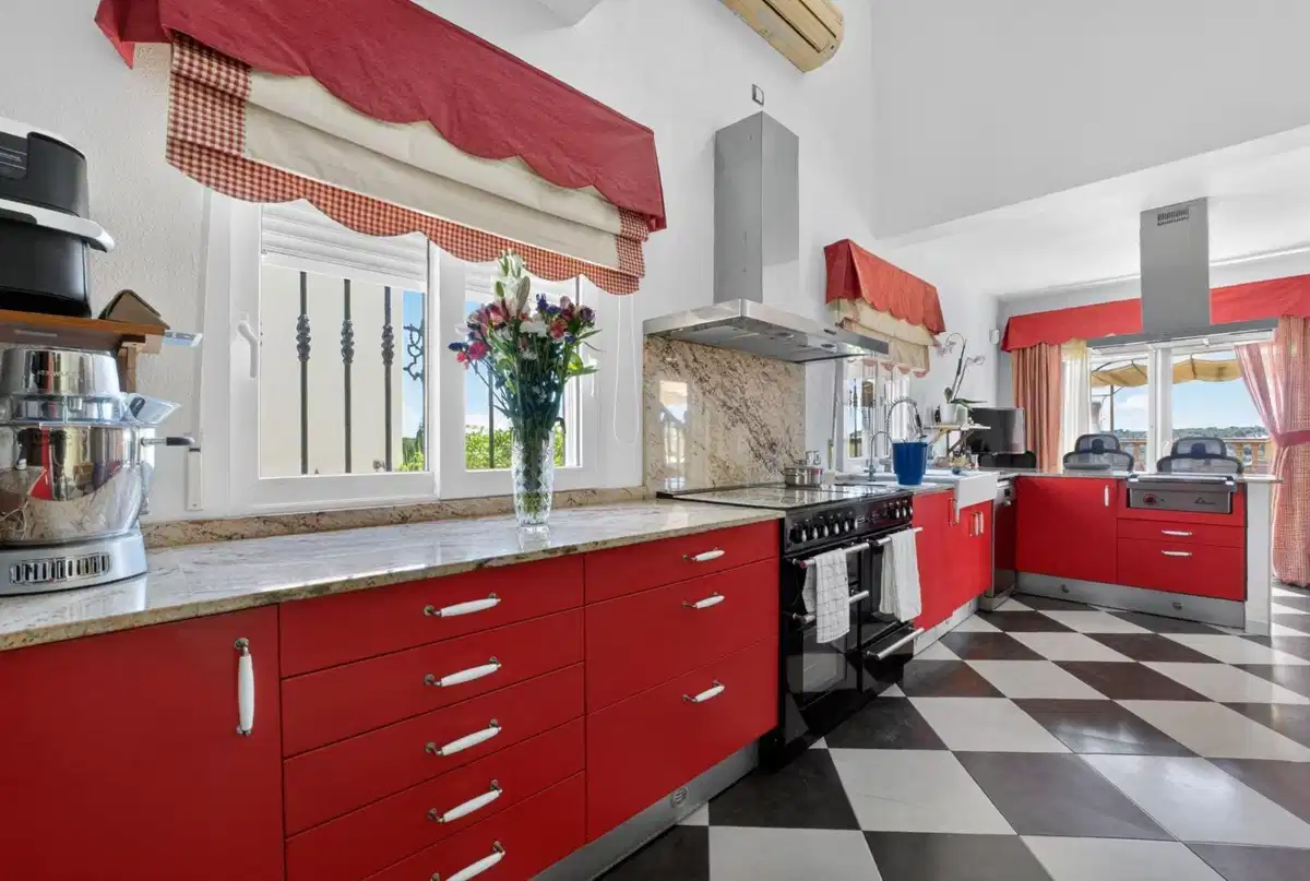 5 bedrooms, 5 bathrooms Villa in Orihuela Costa thumb 5