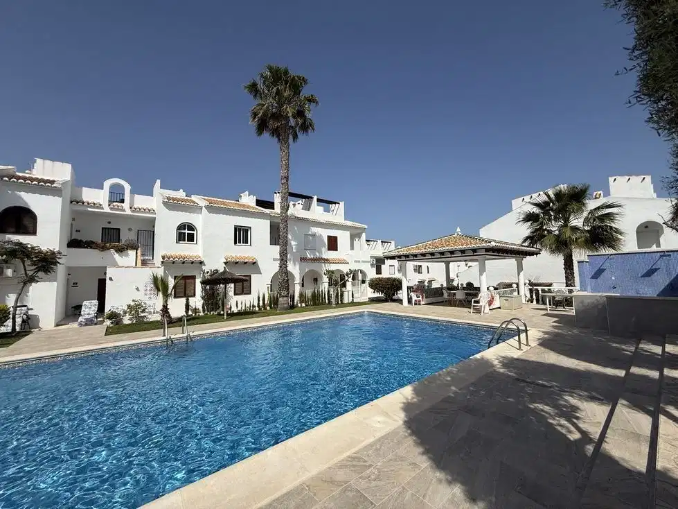 3 bedrooms, 2 bathrooms Townhouse in Ciudad Quesada