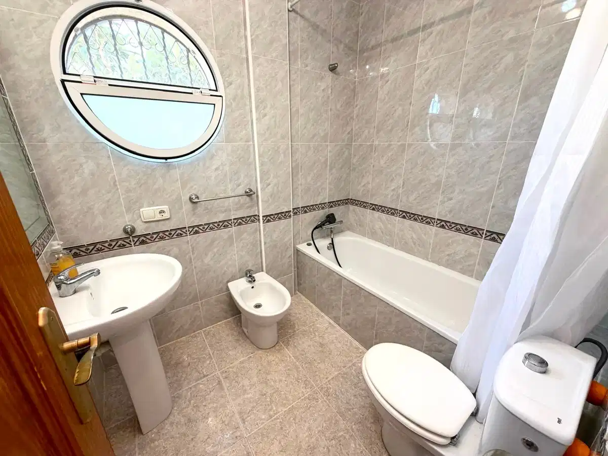 3 bedrooms, 2 bathrooms Villa in Orihuela Costa thumb 11