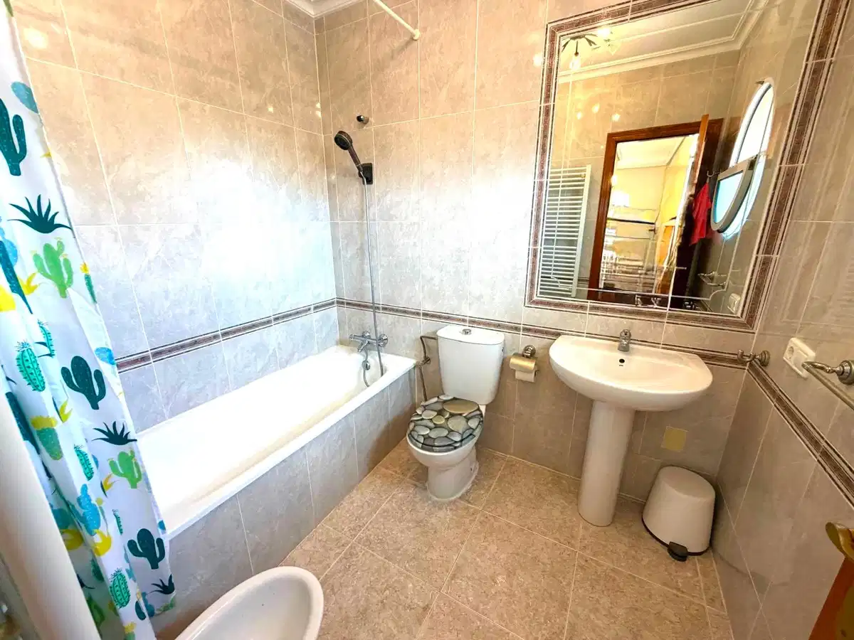 3 bedrooms, 2 bathrooms Villa in Orihuela Costa thumb 12