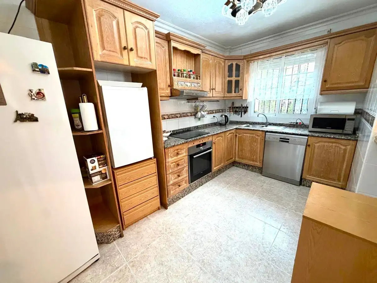 3 bedrooms, 2 bathrooms Villa in Orihuela Costa thumb 2