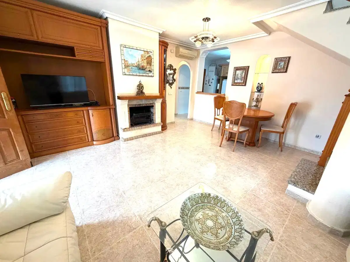 3 bedrooms, 2 bathrooms Villa in Orihuela Costa thumb 5