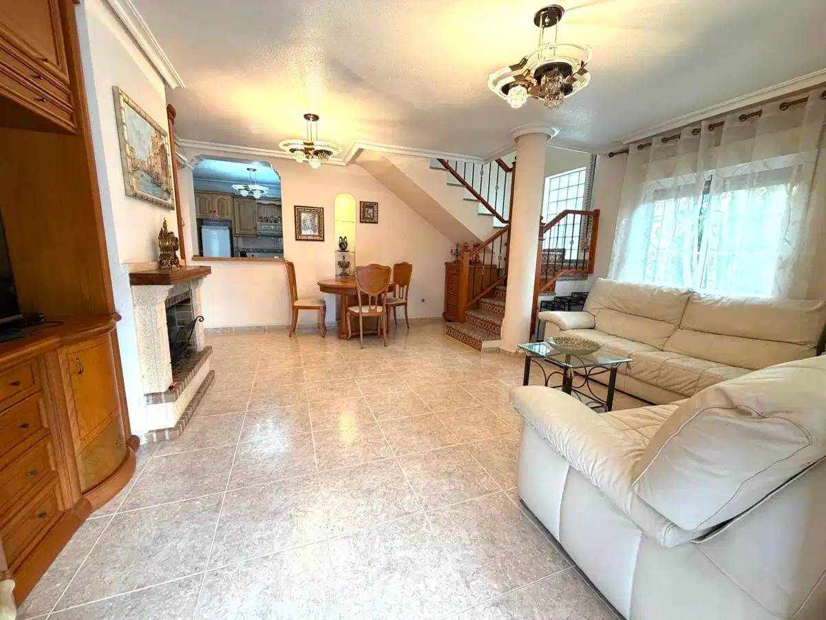 3 bedrooms, 2 bathrooms Villa in Orihuela Costa thumb 6