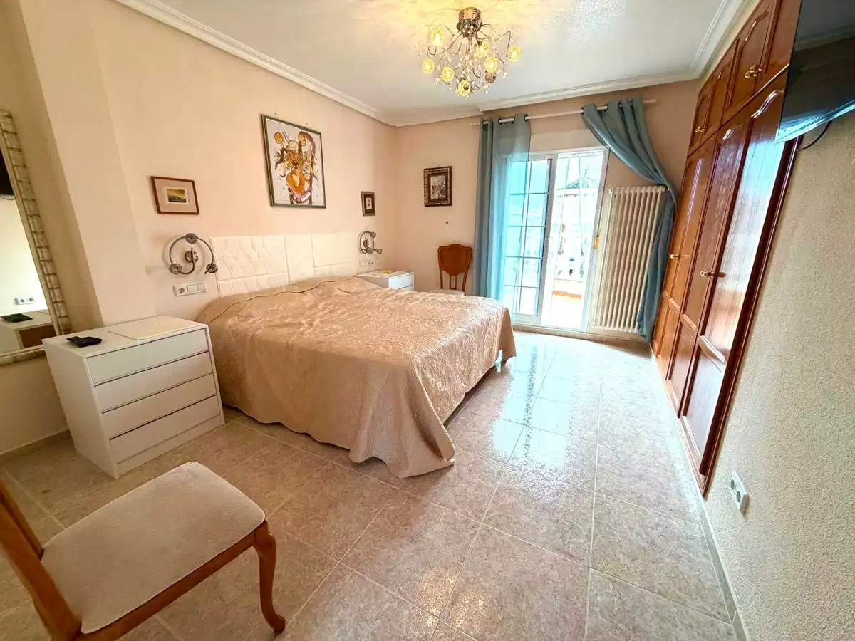 3 bedrooms, 2 bathrooms Villa in Orihuela Costa thumb 7