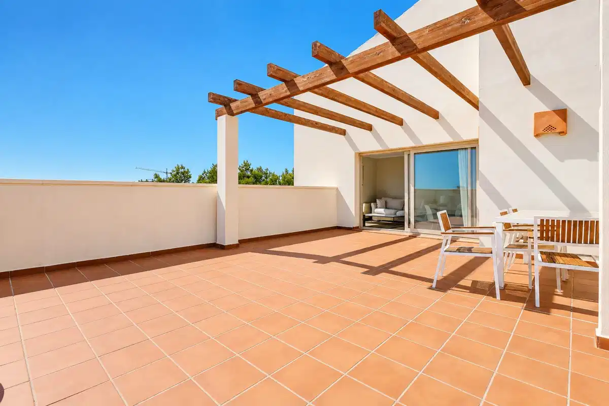 2 bedrooms, 2 bathrooms Penthouse in Las Colinas Golf