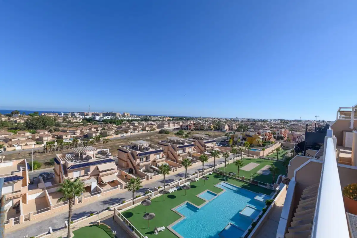 2 bedrooms, 2 bathrooms Penthouse in Punta Prima