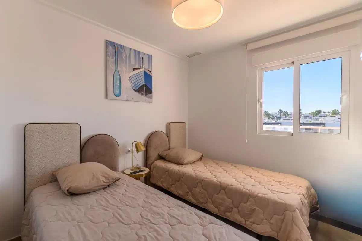 2 bedrooms, 2 bathrooms Penthouse in Punta Prima thumb 9