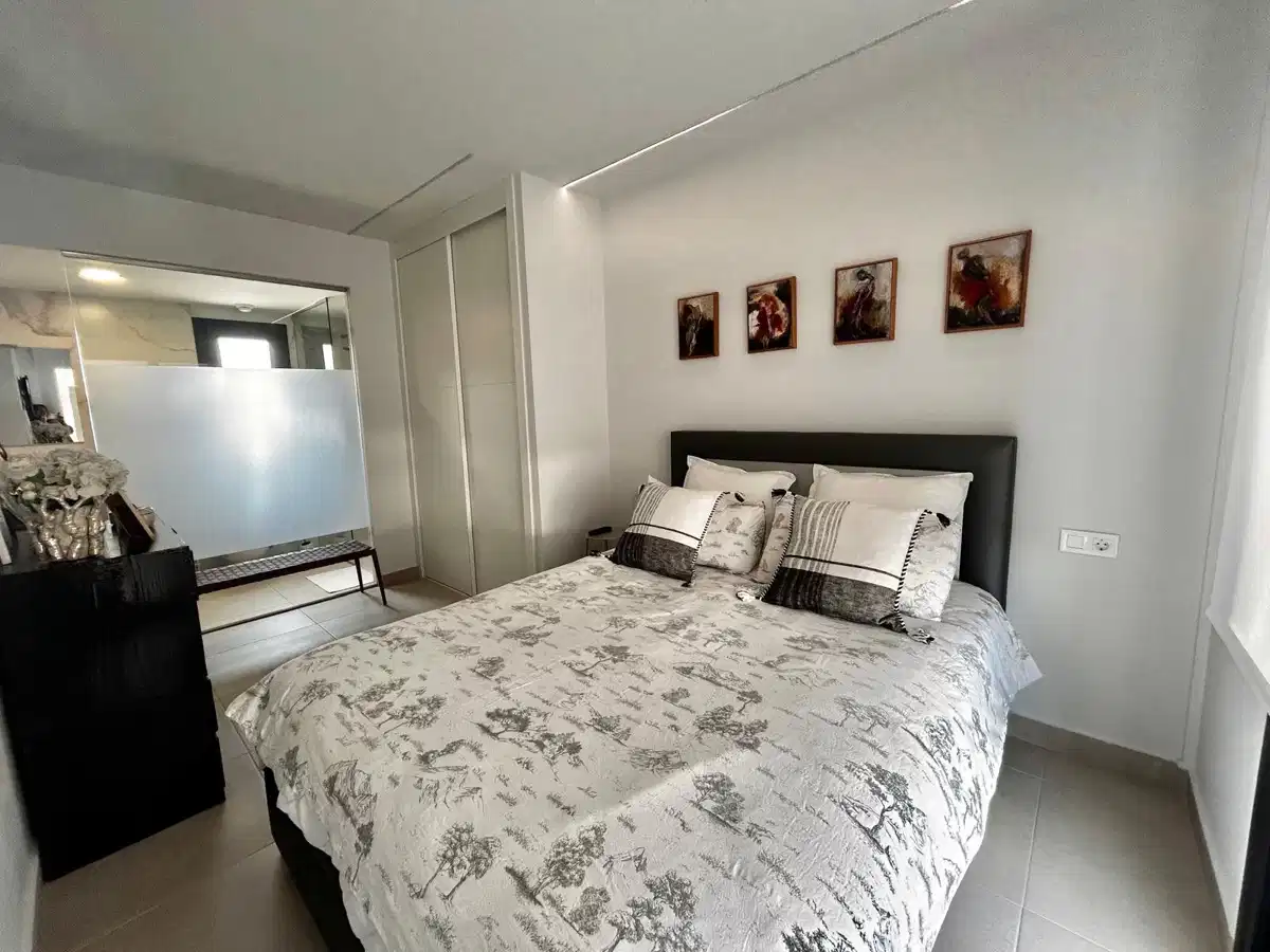 3 bedrooms, 2 bathrooms Penthouse in Villamartin thumb 10