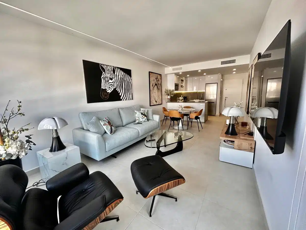 3 bedrooms, 2 bathrooms Penthouse in Villamartin thumb 3
