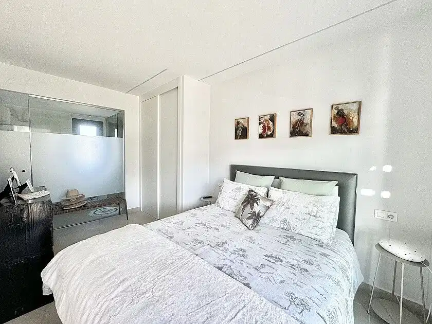 3 bedrooms, 2 bathrooms Penthouse in Villamartin thumb 8