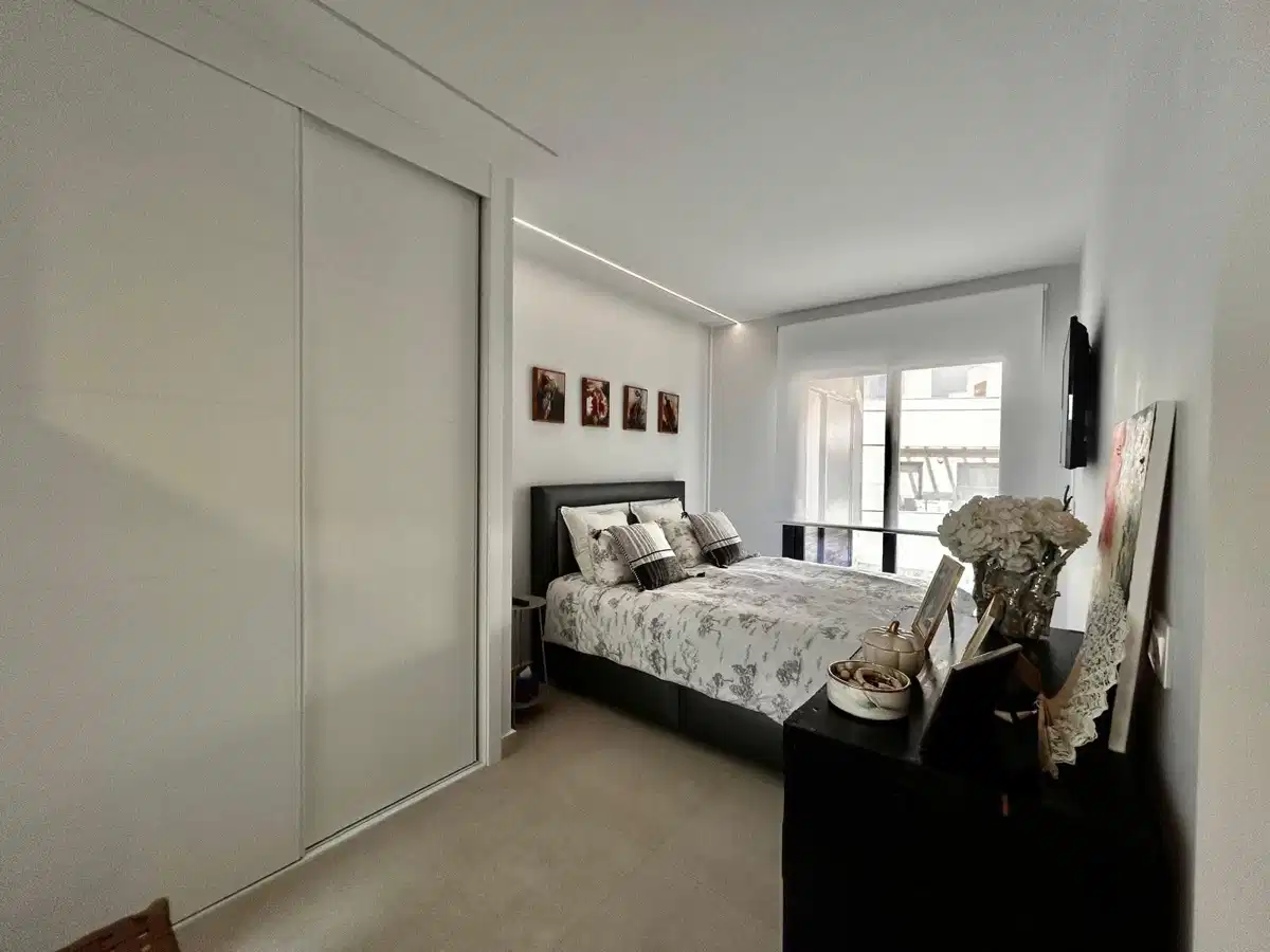 3 bedrooms, 2 bathrooms Penthouse in Villamartin thumb 9