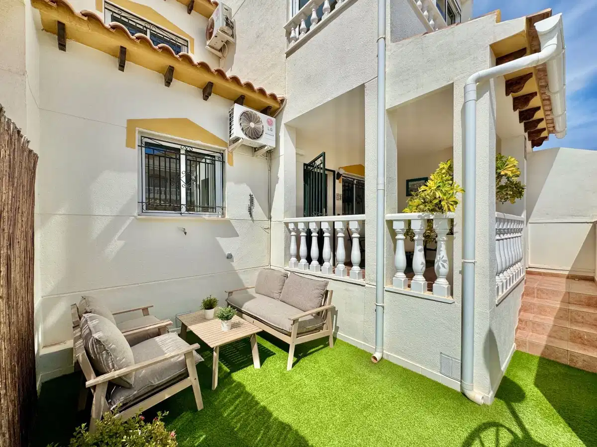 3 bedrooms, 2 bathrooms Townhouse in Orihuela Costa thumb 15
