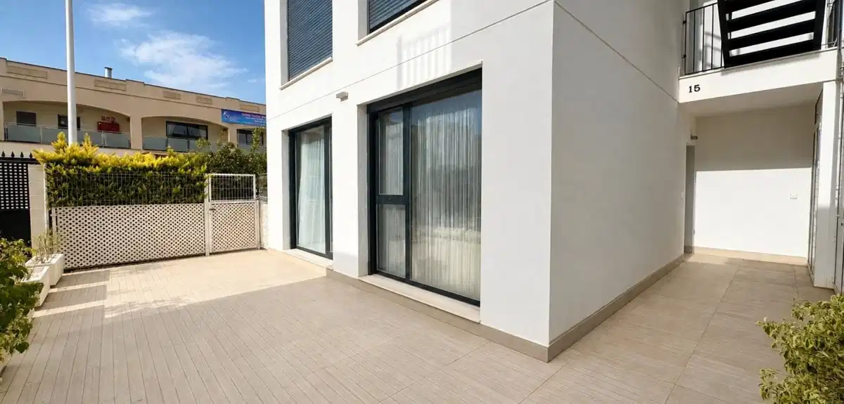 3 bedrooms, 2 bathrooms Apartment in Punta Prima thumb 5