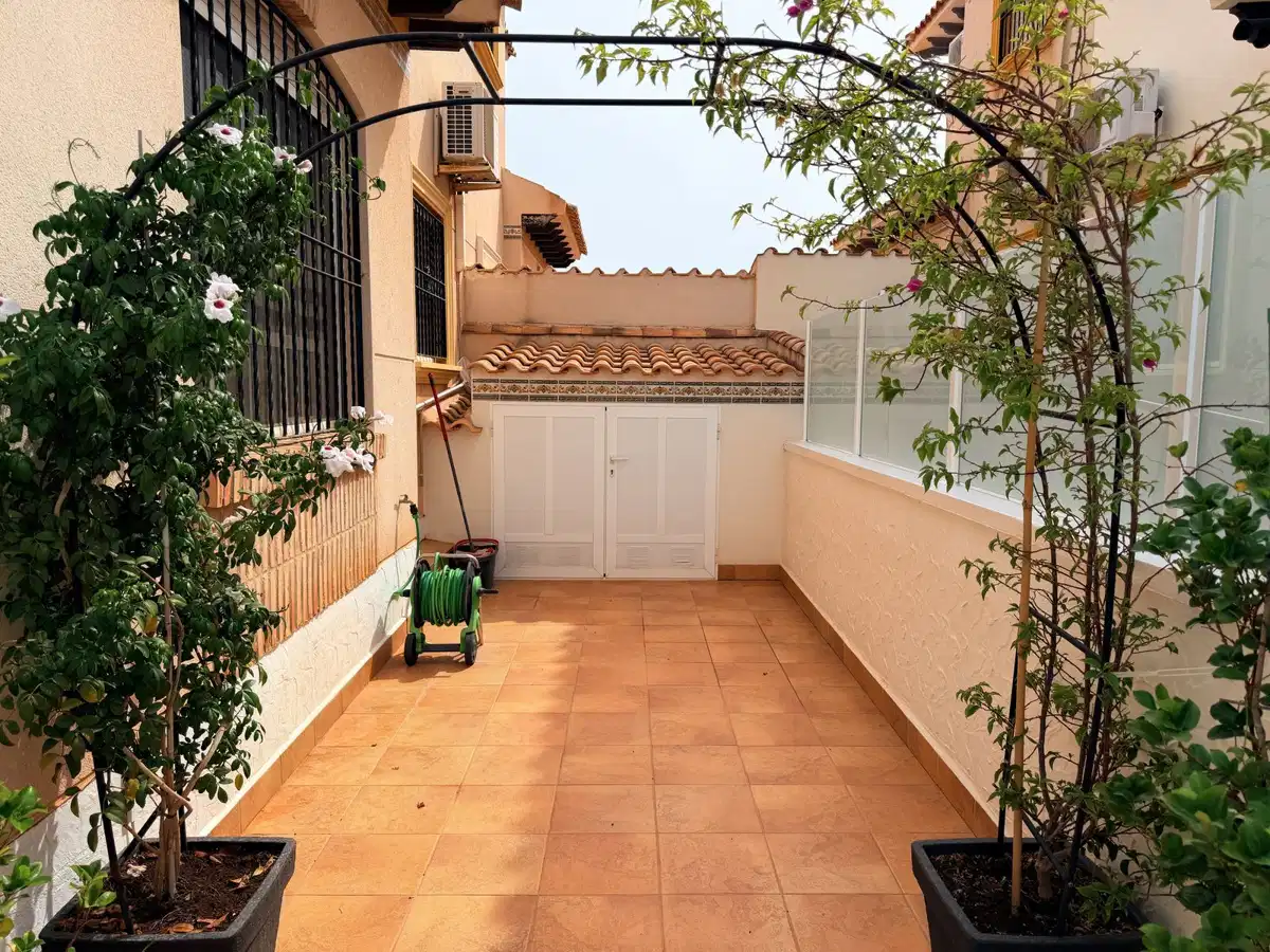 3 bedrooms, 2 bathrooms Quad in Orihuela Costa thumb 4