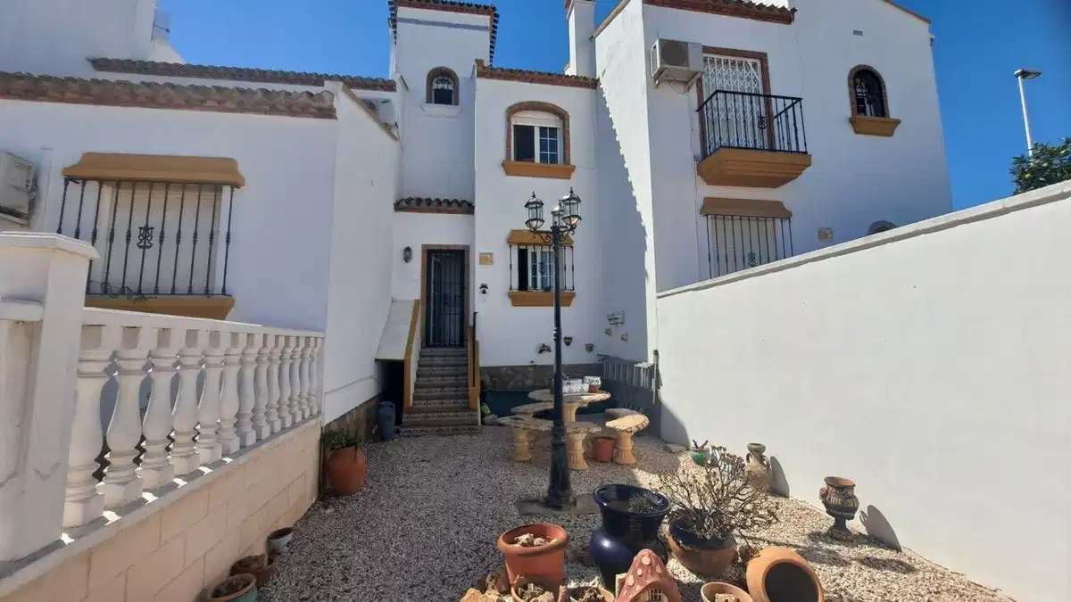 2 bedrooms, 1 bathrooms Townhouse in Orihuela Costa thumb 9