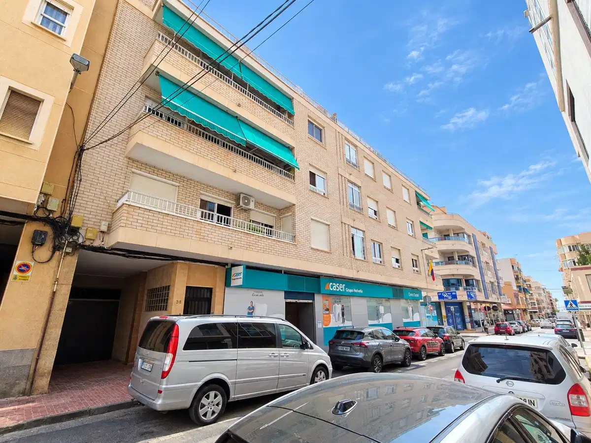 3 bedrooms, 2 bathrooms Apartment in Torrevieja