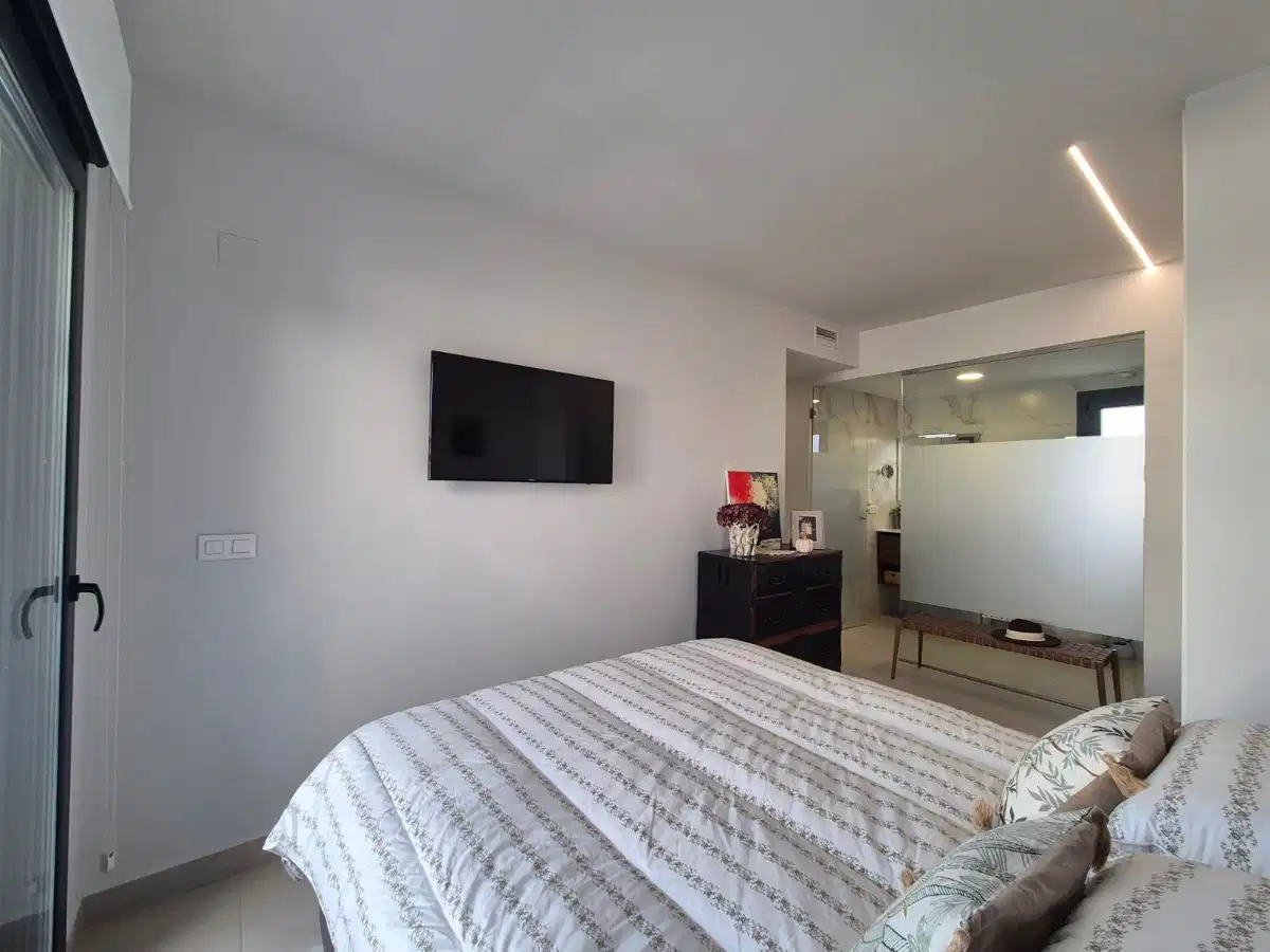 3 bedrooms, 2 bathrooms Penthouse in Villamartin thumb 15