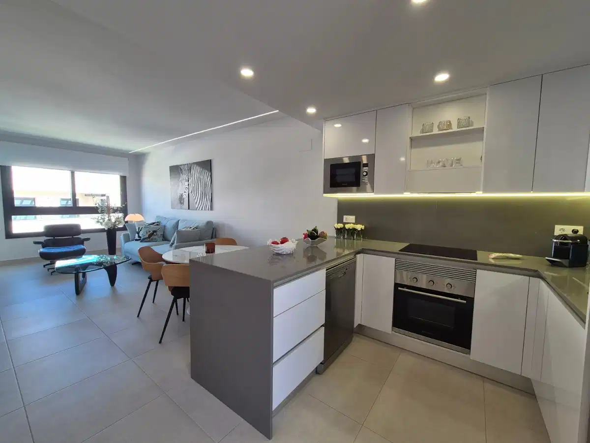 3 bedrooms, 2 bathrooms Penthouse in Villamartin thumb 4