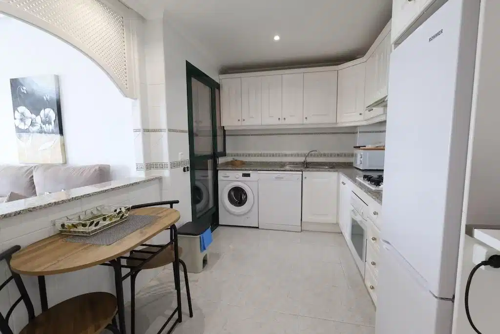 2 bedrooms, 1 bathrooms Apartment in Orihuela Costa thumb 3