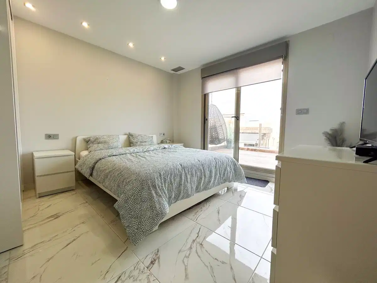 3 bedrooms, 3 bathrooms Villa in Villamartin thumb 16